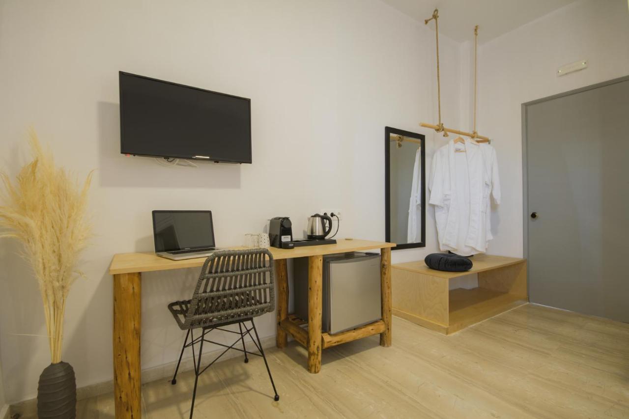 Olive Grove Suites Boutique Hotel モライティカ エクステリア 写真