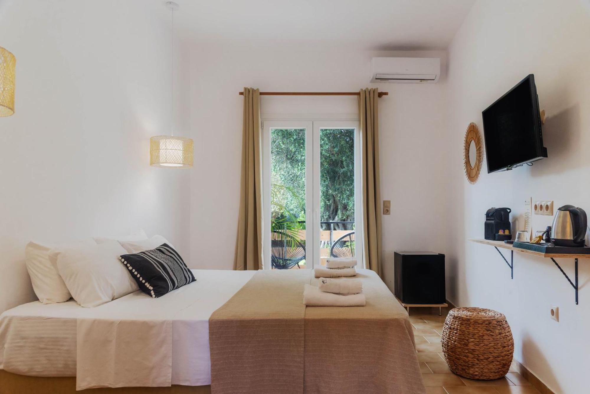 Olive Grove Suites Boutique Hotel モライティカ エクステリア 写真