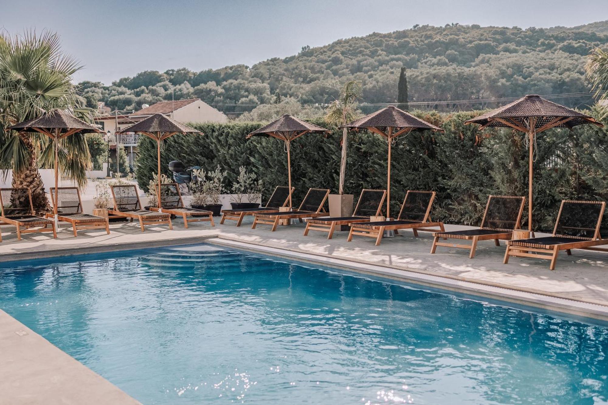 Olive Grove Suites Boutique Hotel モライティカ エクステリア 写真