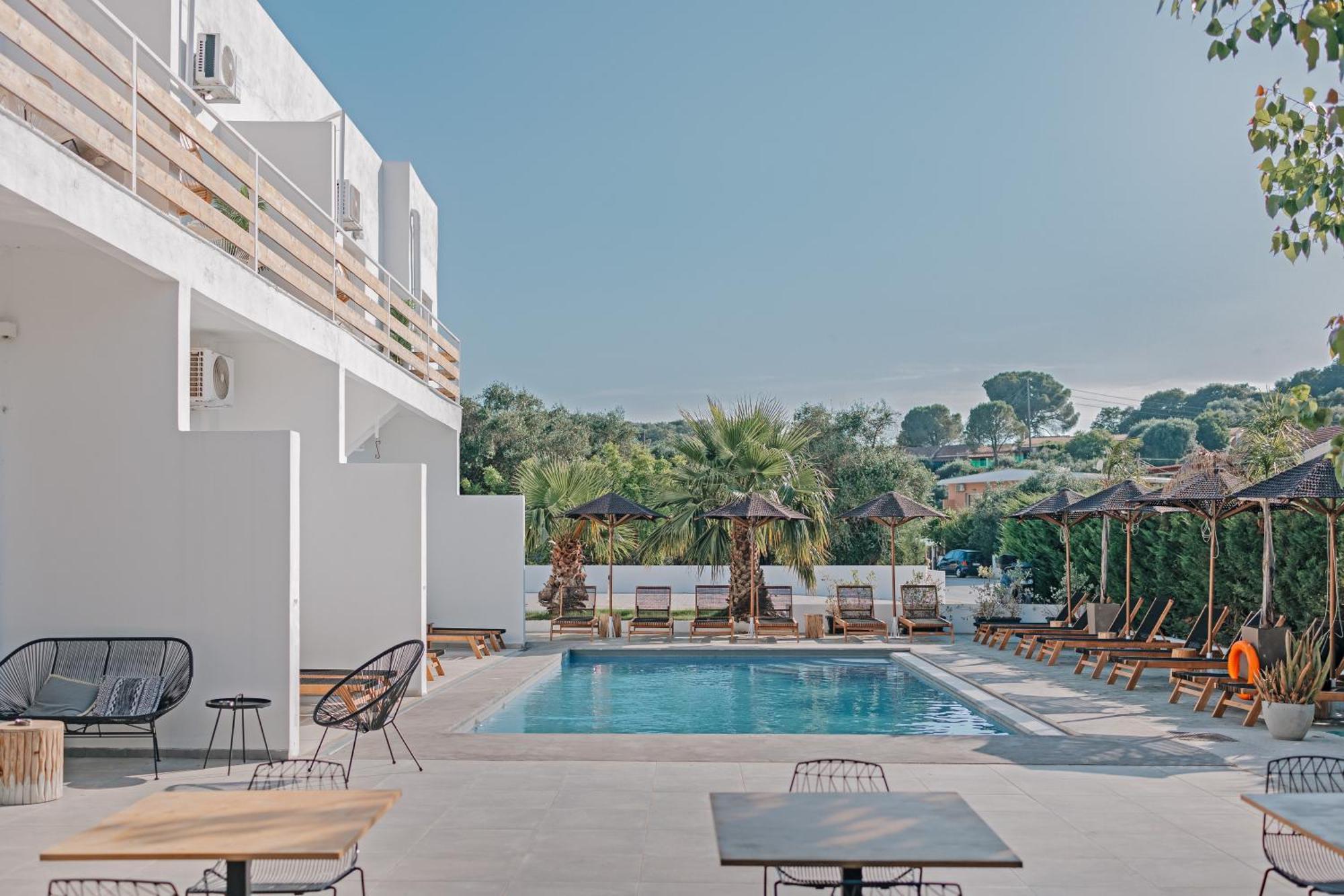 Olive Grove Suites Boutique Hotel モライティカ エクステリア 写真