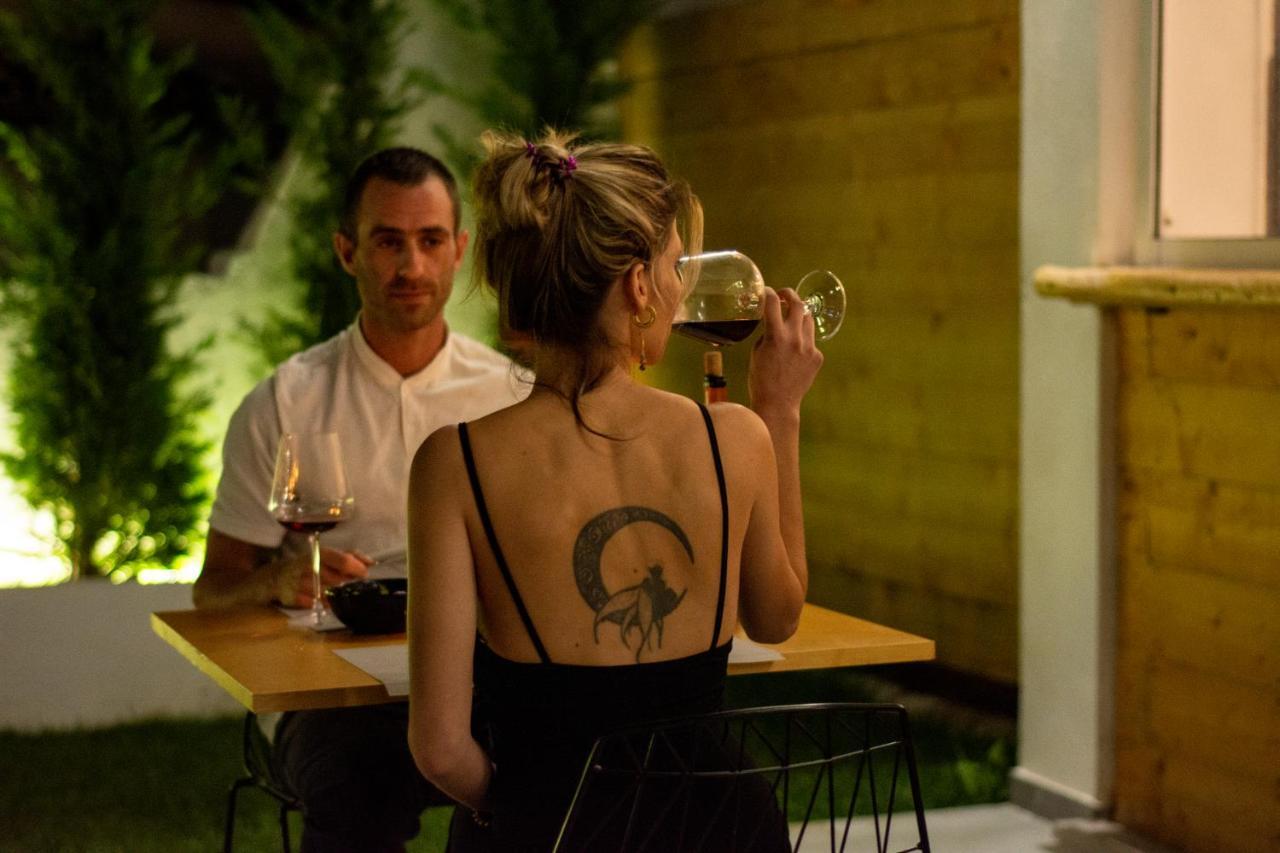 Olive Grove Suites Boutique Hotel モライティカ エクステリア 写真