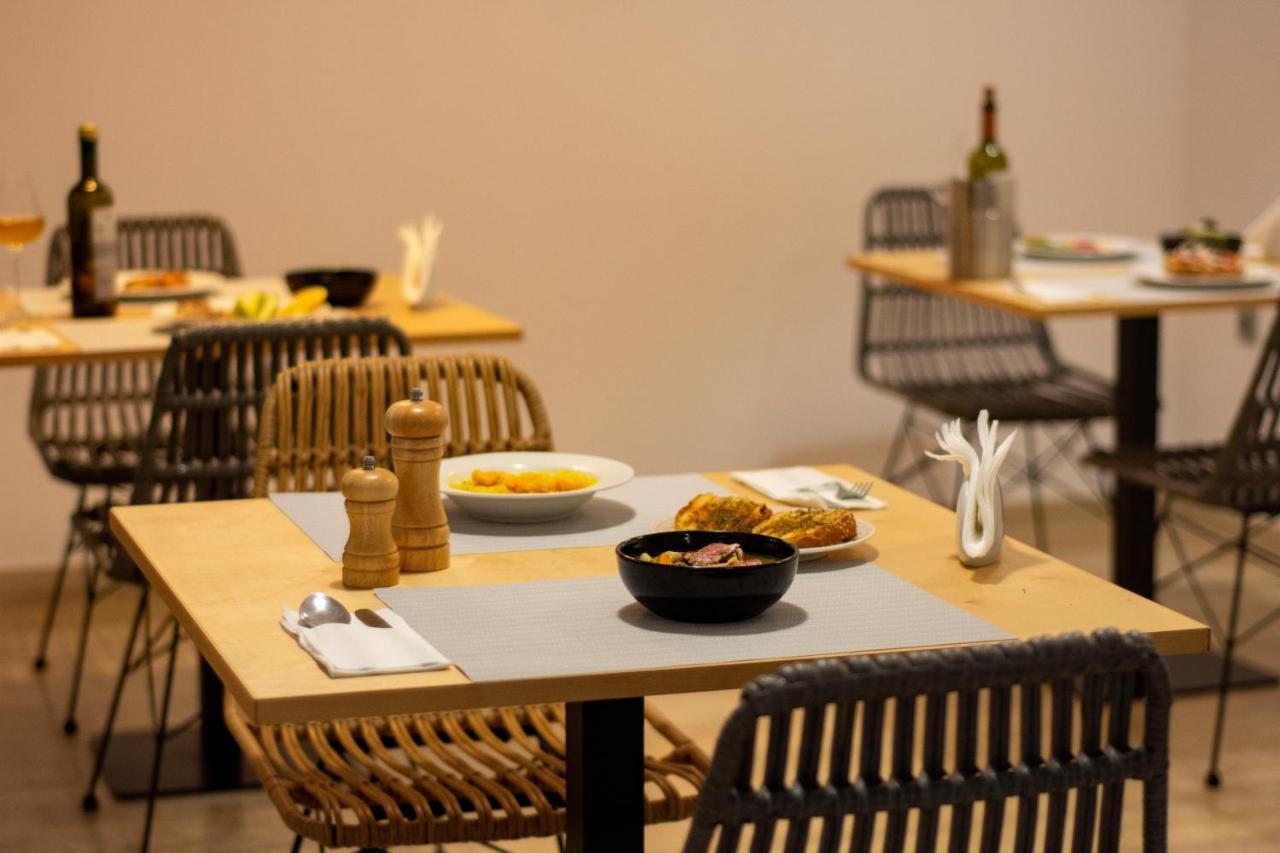 Olive Grove Suites Boutique Hotel モライティカ エクステリア 写真