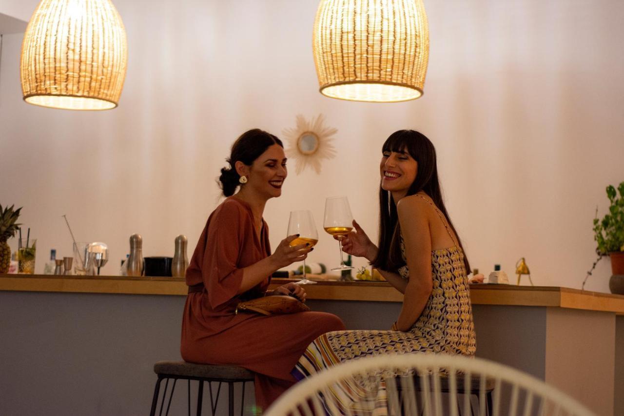 Olive Grove Suites Boutique Hotel モライティカ エクステリア 写真